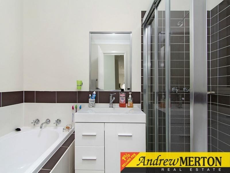 3/15-17 Tungarra Road, Girraween NSW 2145