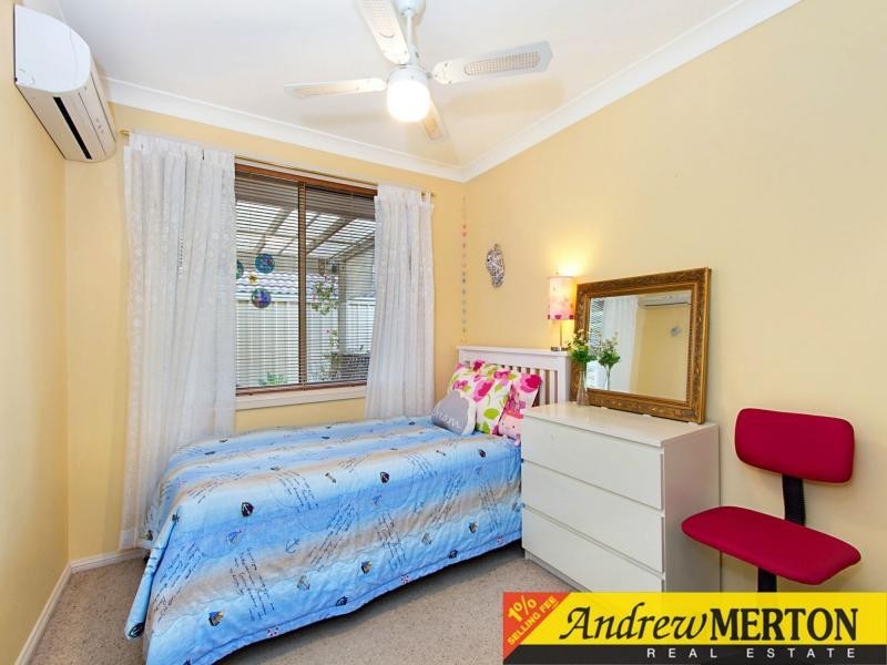 90 Forman Avenue, Glenwood NSW 2768
