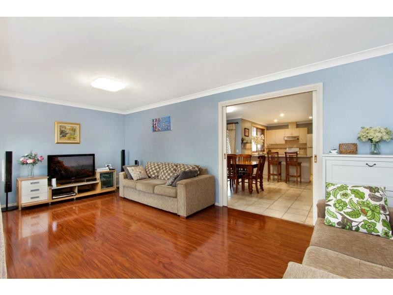 90 Forman Avenue, Glenwood NSW 2768