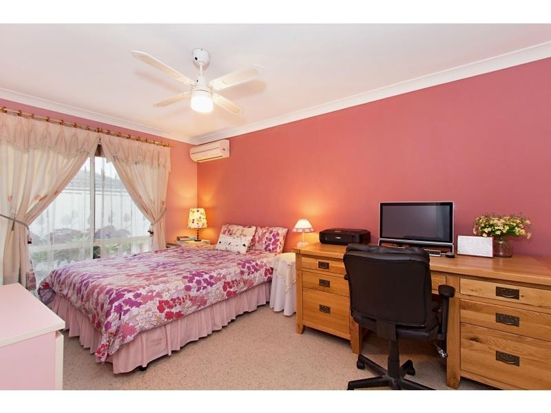 90 Forman Avenue, Glenwood NSW 2768