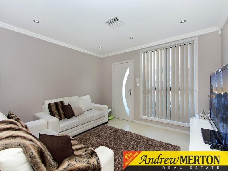 2/290 Hector Street, Bass Hill NSW 2197
