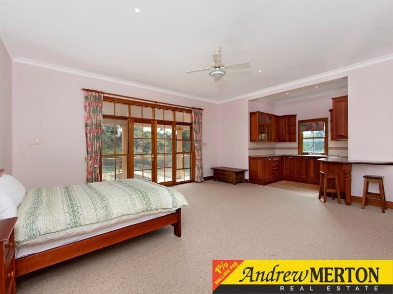 4 Heath Road, Kellyville NSW 2155