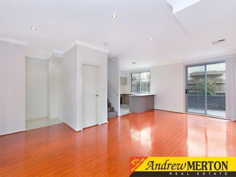 8/44 Barossa Drive, Minchinbury NSW 2770