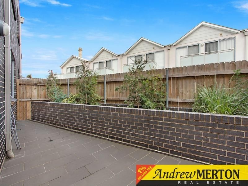 8/44 Barossa Drive, Minchinbury NSW 2770