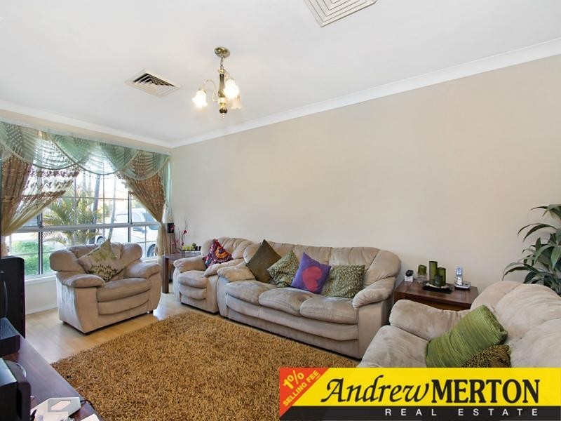 6 Bonzer Place, Glendenning NSW 2761