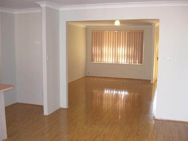 5 Glover Avenue, Quakers Hill NSW 2763