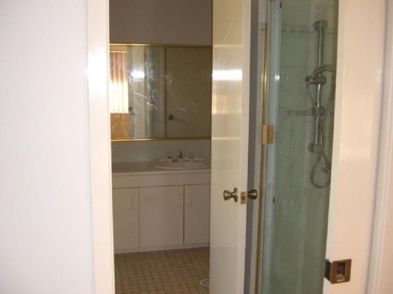 5 Glover Avenue, Quakers Hill NSW 2763