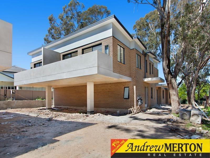 9 Bogalara Road, Old Toongabbie NSW 2146