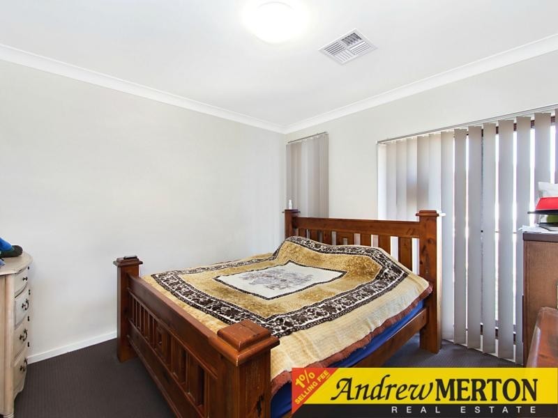 33 Lawler Street, Ropes Crossing NSW 2760