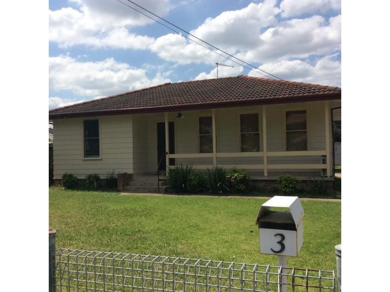 3 Manilla Road, Lethbridge Park NSW 2770