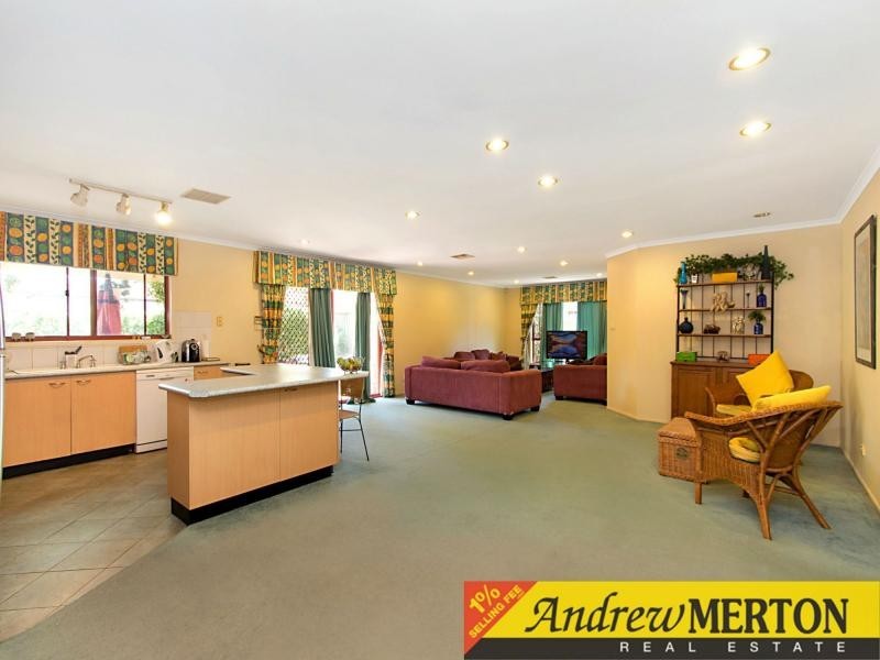 2 Jackson Place, Kellyville NSW 2155