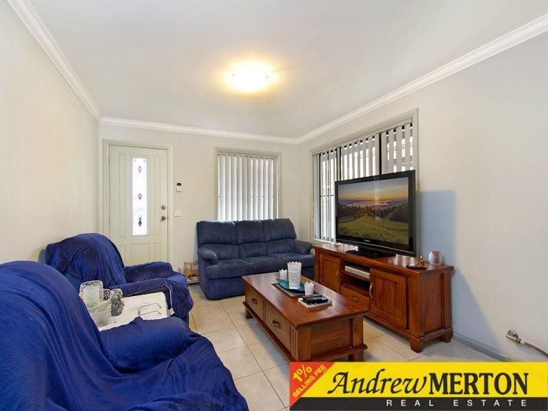 3/158-160 Canberra Street, St Marys NSW 2760