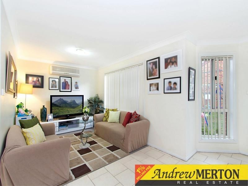 1/220 Farnham Road, Quakers Hill NSW 2763
