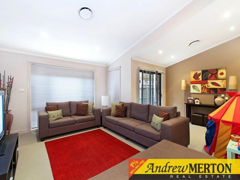 11 Gillabin Place, Plumpton NSW 2761