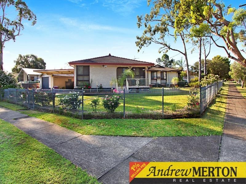 10 Livingston Avenue, Dharruk NSW 2770