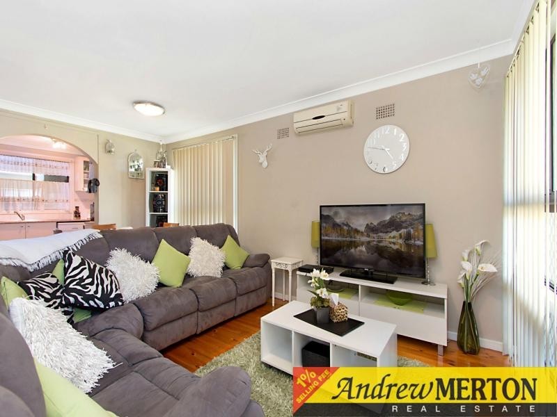 10 Livingston Avenue, Dharruk NSW 2770