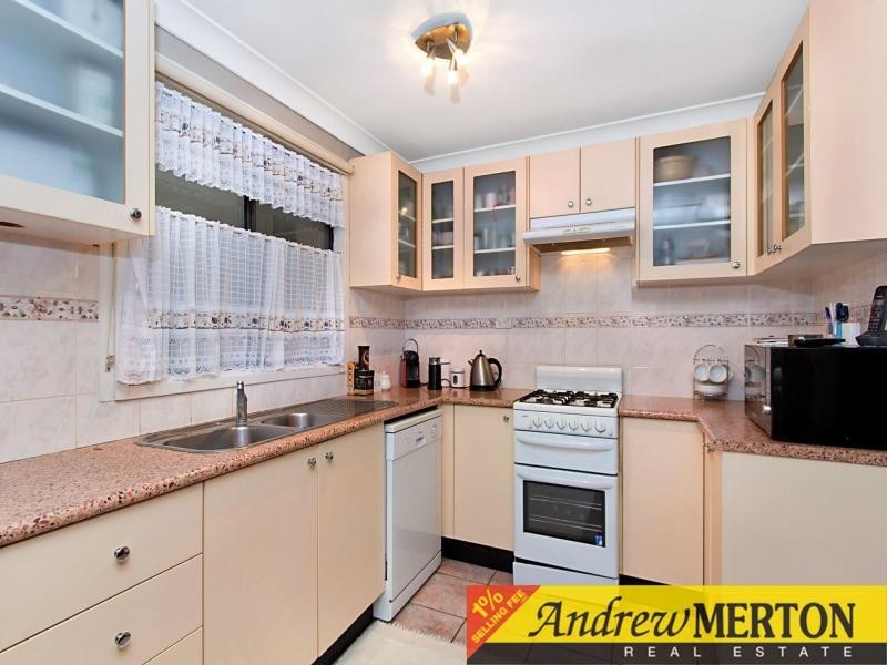 10 Livingston Avenue, Dharruk NSW 2770