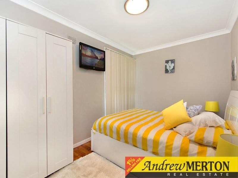 10 Livingston Avenue, Dharruk NSW 2770