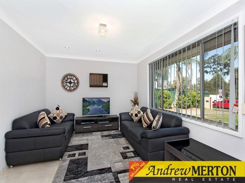 8 Quakers Hill Parkway, Quakers Hill NSW 2763