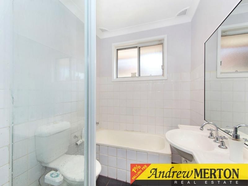 8 Quakers Hill Parkway, Quakers Hill NSW 2763