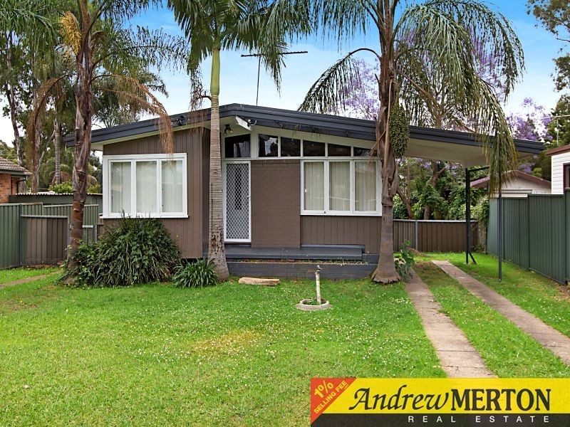 27 Cumbernauld Crescent, Dharruk NSW 2770