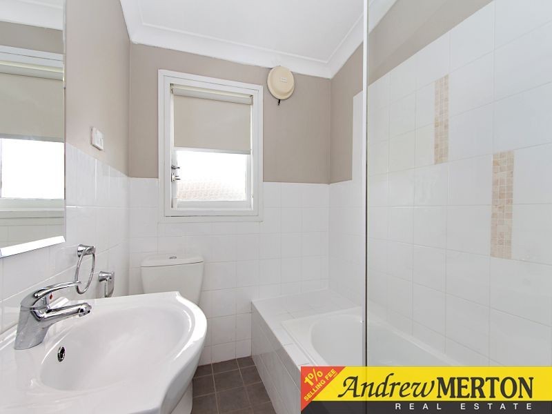 27 Cumbernauld Crescent, Dharruk NSW 2770