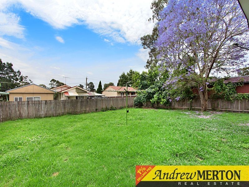27 Cumbernauld Crescent, Dharruk NSW 2770