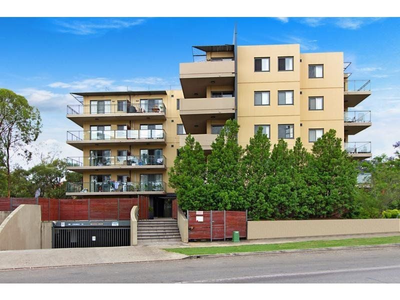 6/1 Griffiths Street, Blacktown NSW 2148