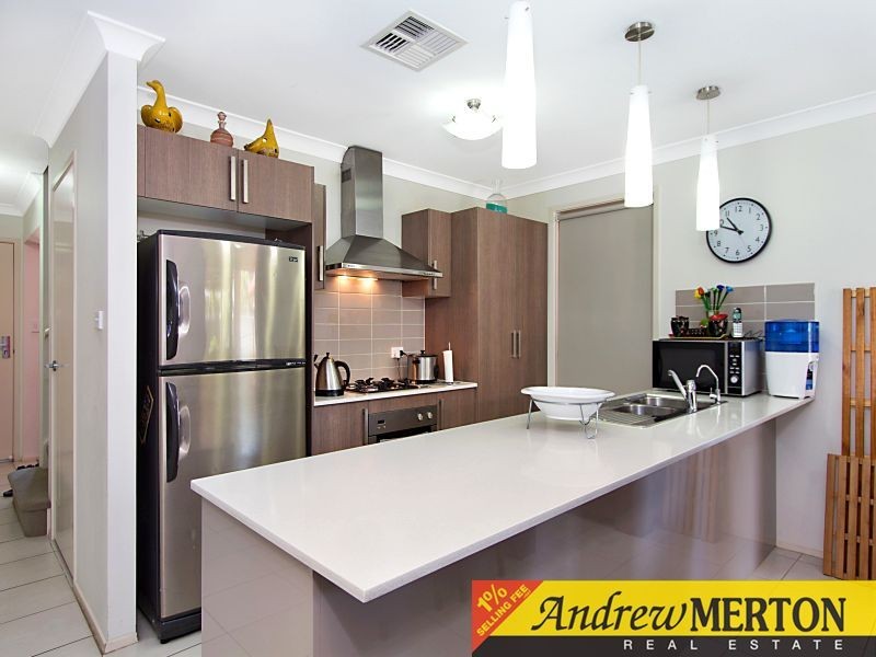 34 Wiseman Circuit, Ropes Crossing NSW 2760