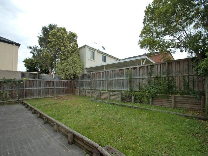 8 Cherrywood Street, Glenwood NSW 2768