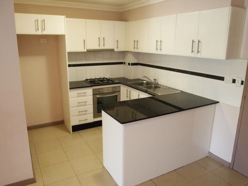 30/8-14 Oxford Street, Blacktown NSW 2148