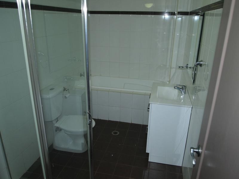 30/8-14 Oxford Street, Blacktown NSW 2148