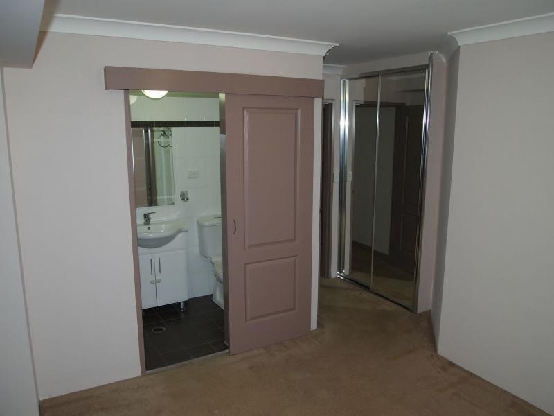 30/8-14 Oxford Street, Blacktown NSW 2148