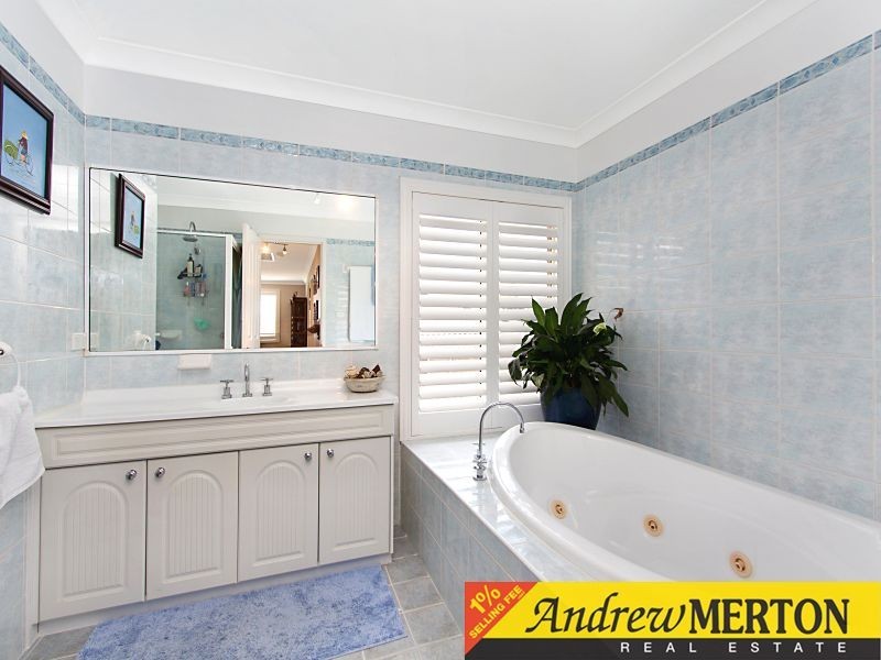 6 Peppertree Grove, Quakers Hill NSW 2763