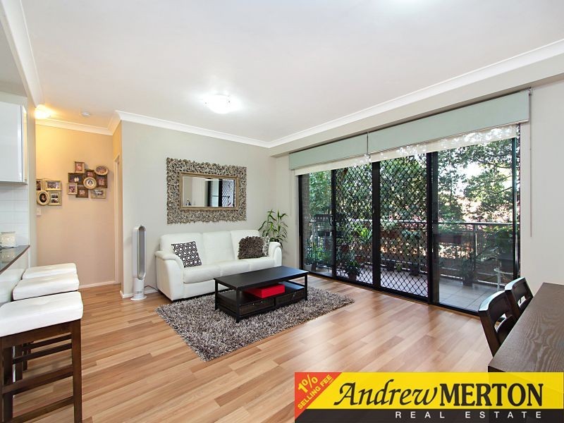 1/16 Oxford Street, Blacktown NSW 2148