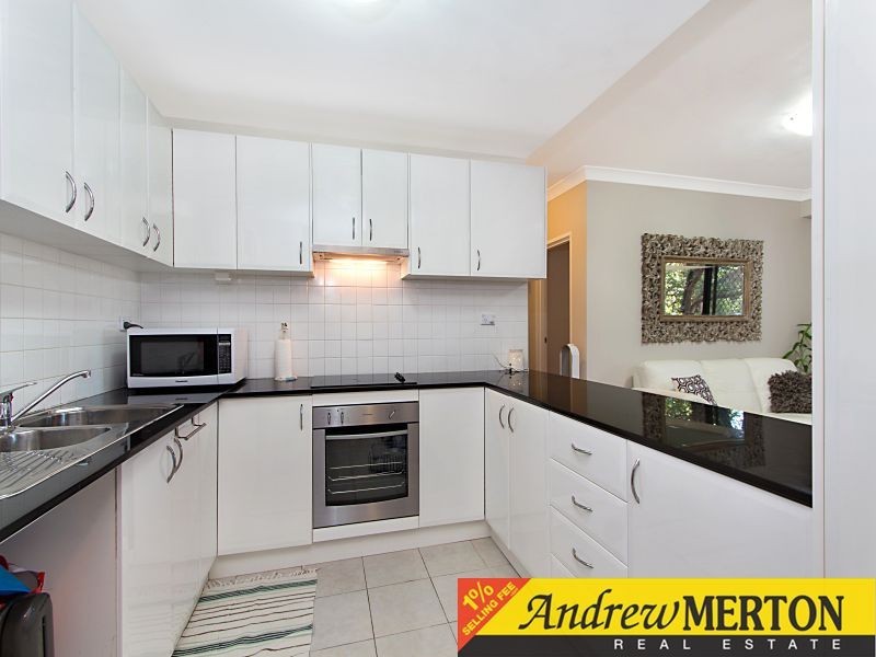 1/16 Oxford Street, Blacktown NSW 2148