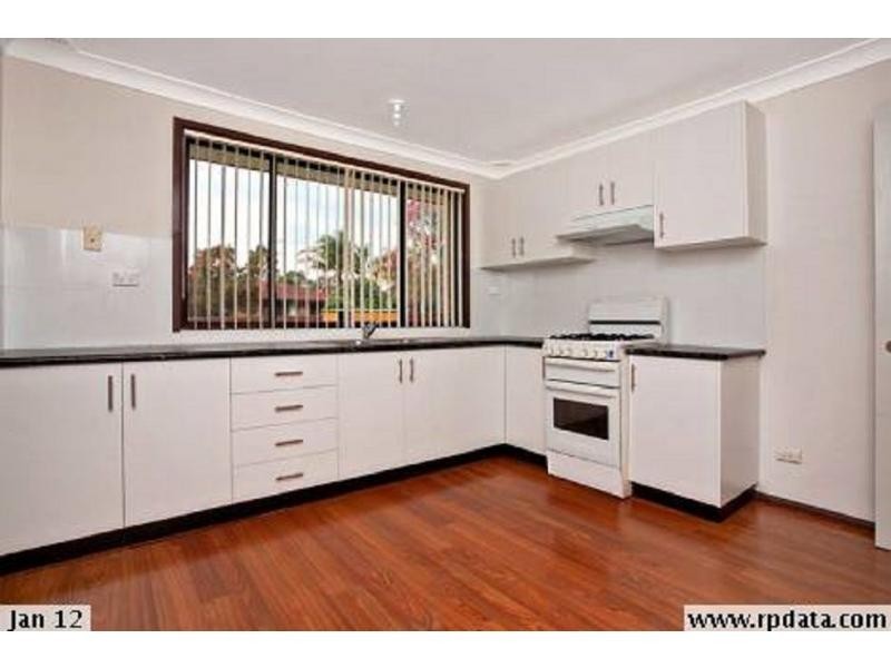 36 Tallagandra Drive, Quakers Hill NSW 2763