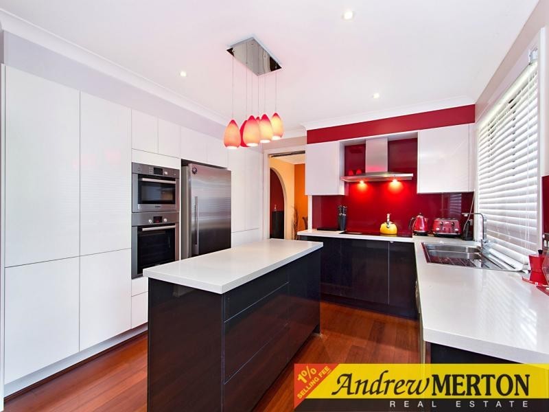 2 Celia Place, Kings Langley NSW 2147