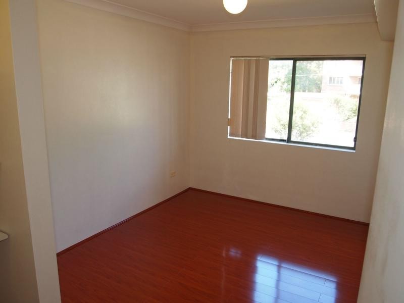 6/11-13 Fourth Avenue, Blacktown NSW 2148
