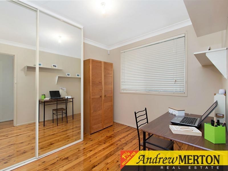 16 Glenn Street, Dean Park NSW 2761