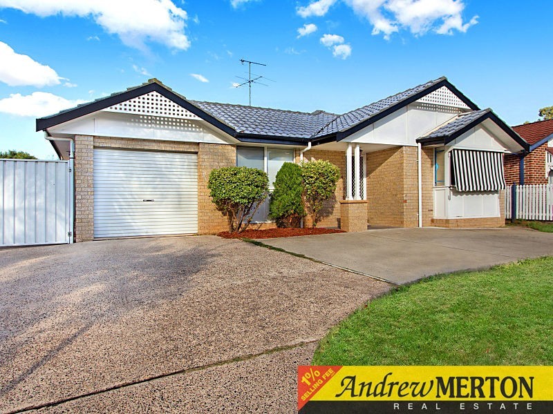 4 Lisa Street, Quakers Hill NSW 2763