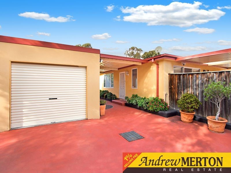 4/31 Douglas Road, Quakers Hill NSW 2763