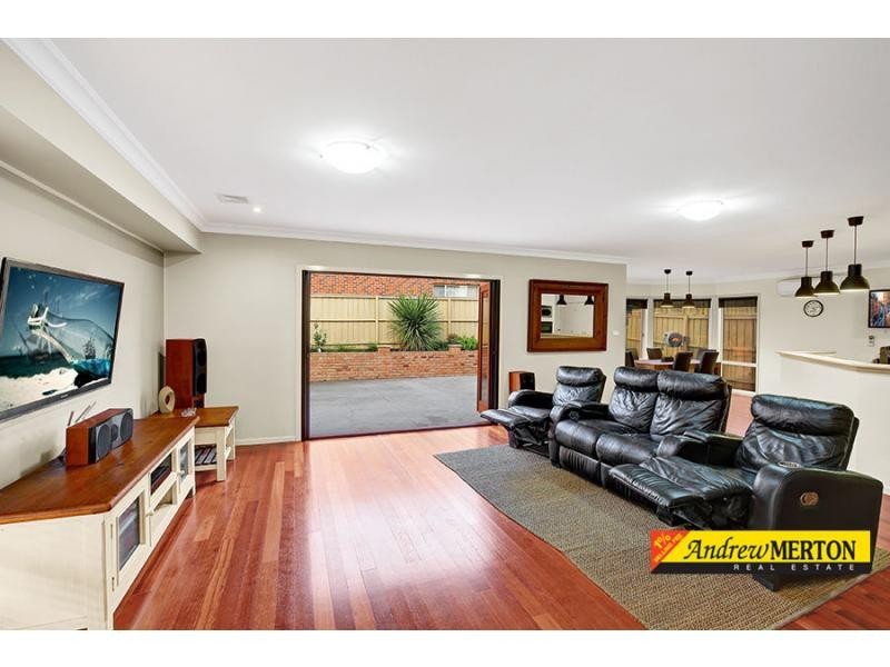 15 Bluegum Grove, Glenwood NSW 2768