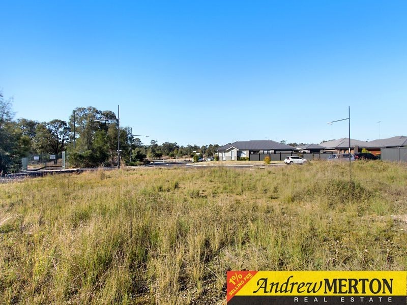 40 Finsbury Circuit, Ropes Crossing NSW 2760
