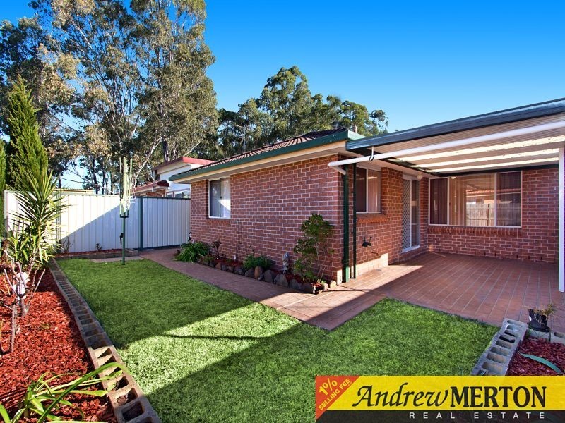 2 Athena Court, St Clair NSW 2759