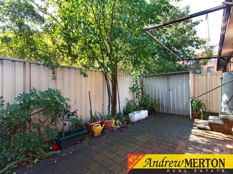 1/68-70 The Esplanade Street, Guildford NSW 2161