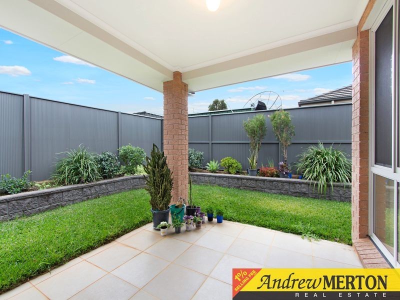 24 Caley Street, Ropes Crossing NSW 2760