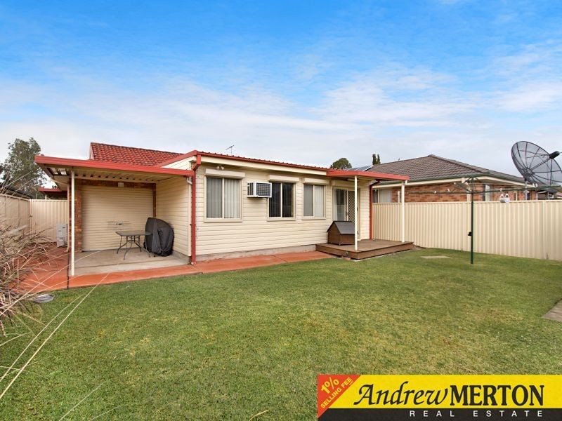 17 Amsterdam Street, Oakhurst NSW 2761