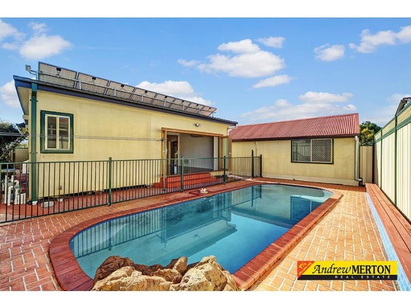 43 Matthew Crescent, Blacktown NSW 2148