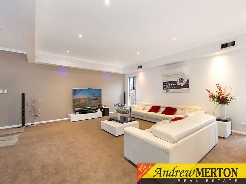 76 Farmingdale Drive, Blacktown NSW 2148